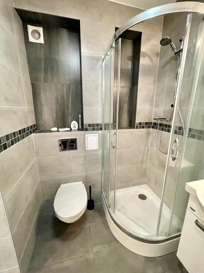 Decor 2 Metro Fast Wifi 55'Tv Netflix Hbo Cozy Apartamento Varsóvia Exterior foto