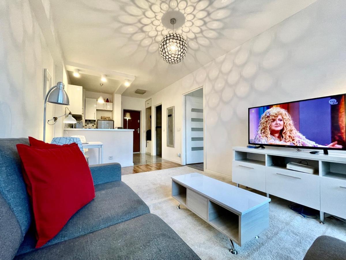 Decor 2 Metro Fast Wifi 55'Tv Netflix Hbo Cozy Apartamento Varsóvia Exterior foto